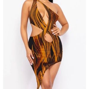Sexy bodycon fit dress